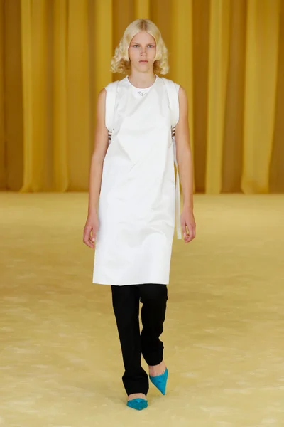 Look 22